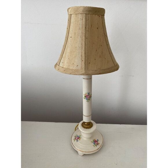 LOT of 2 Miniature Vanity Lamps Vintage Porcelan with Brass Accent - Picture 2 of 5